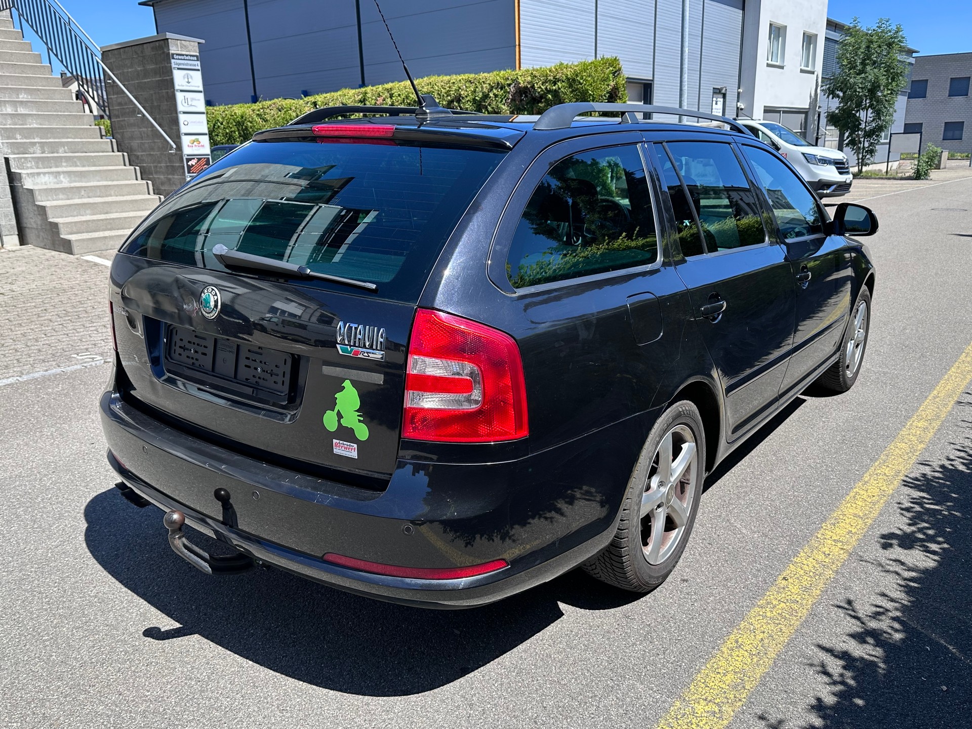 SKODA Octavia 2.0 TFSI RS-image-2