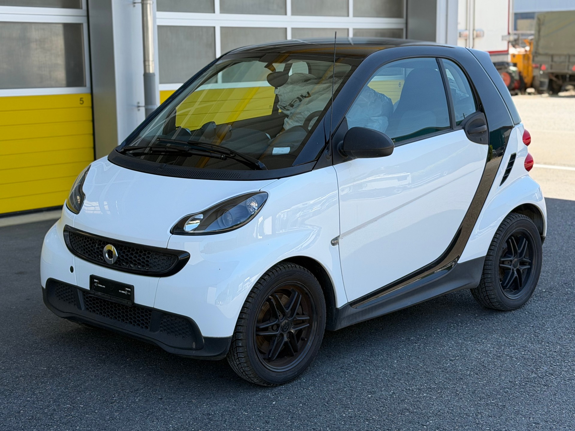 SMART fortwo swiss edition mhd softouch-image-1