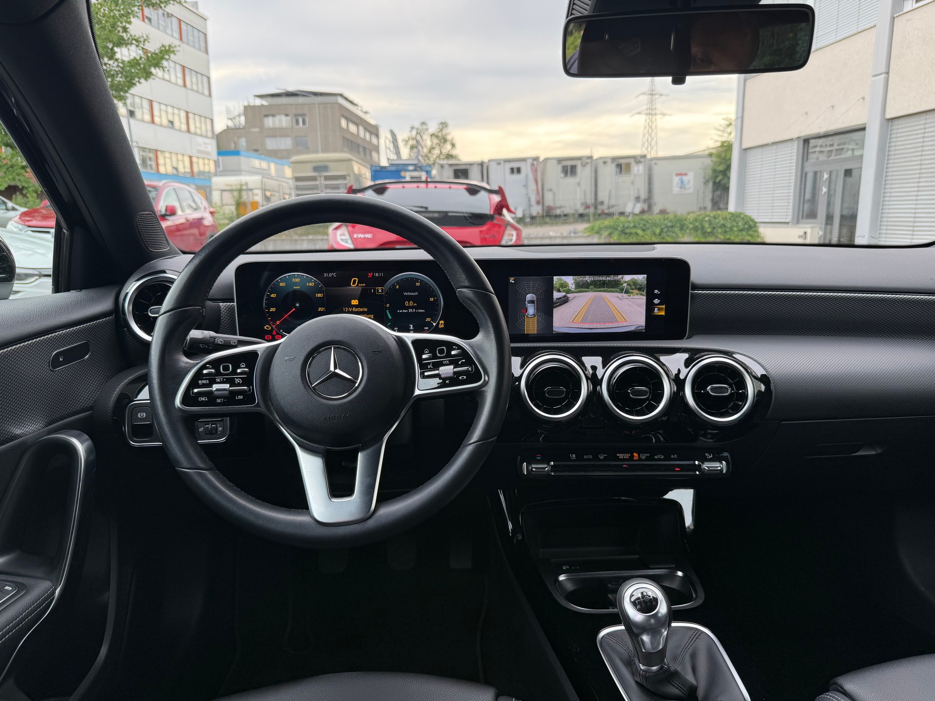MERCEDES-BENZ A 200-image-6