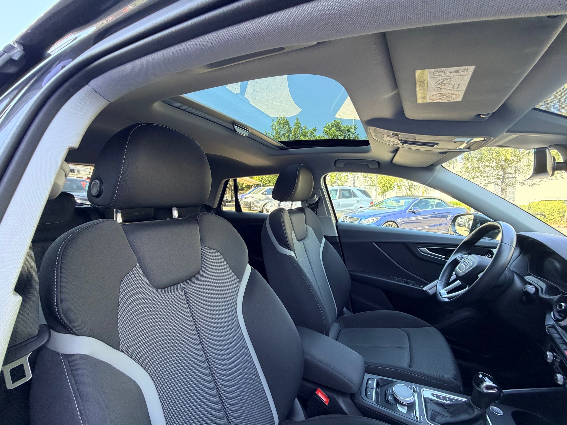 AUDI Q2 35 TFSI S line S-tronic-image-8