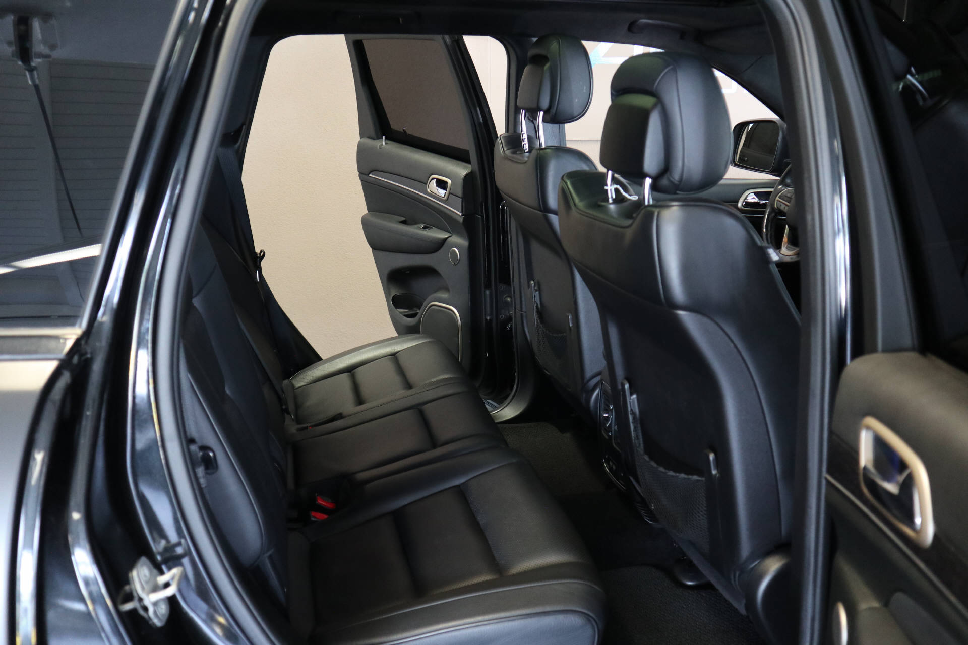 JEEP Grand Cherokee 3.0 CRD 250 Summit-image-8