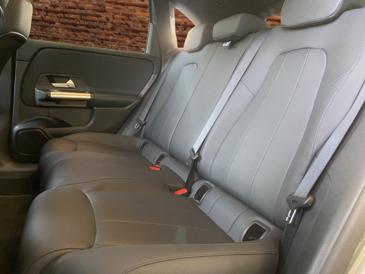 MERCEDES-BENZ B 200 7G-DCT-image-12