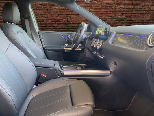 MERCEDES-BENZ B 200 7G-DCT-image-10
