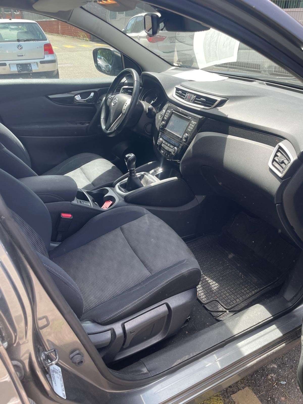 NISSAN Qashqai 1.2 DIG-T acenta-image-6
