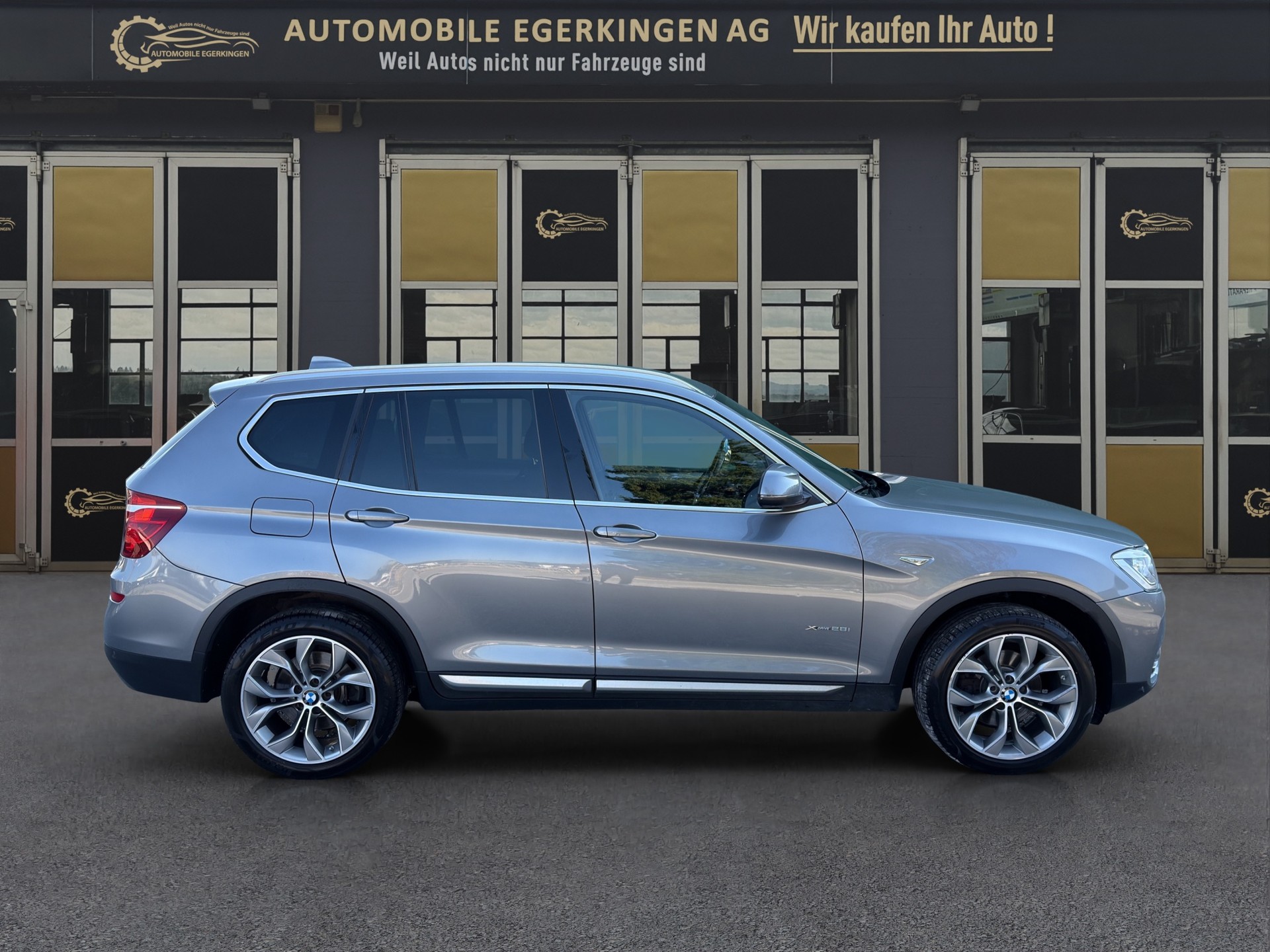 BMW X3 xDrive 28i xLine Steptronic-image-3