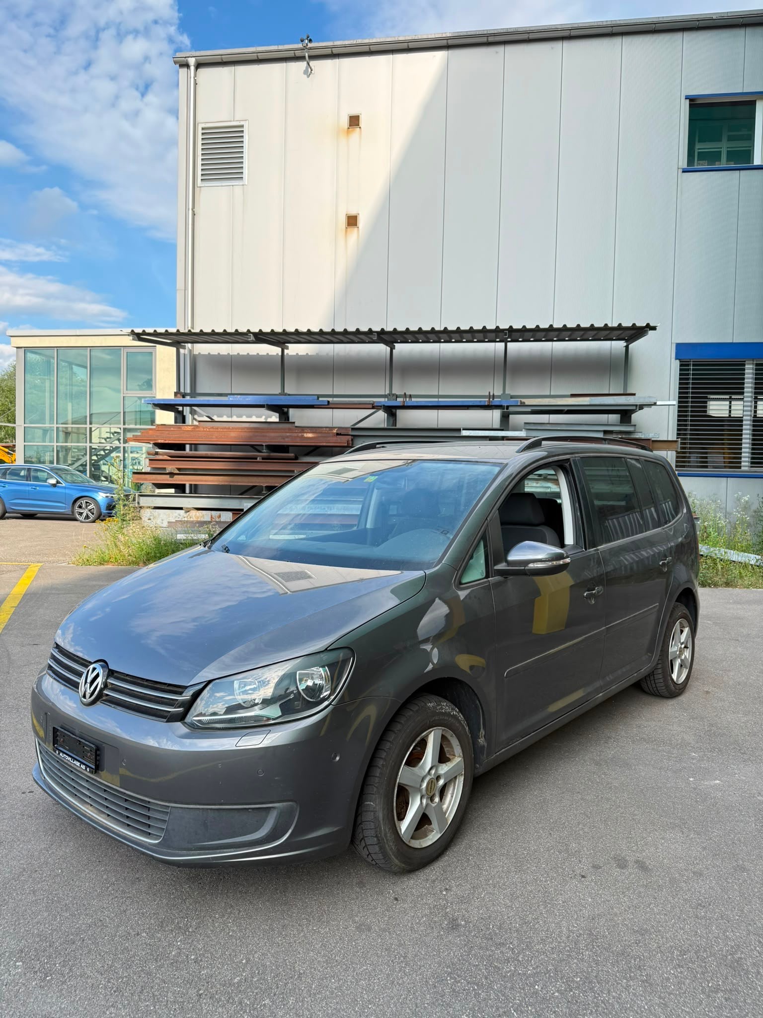 VW Touran 1.4 TSI Trendline DSG-image-2