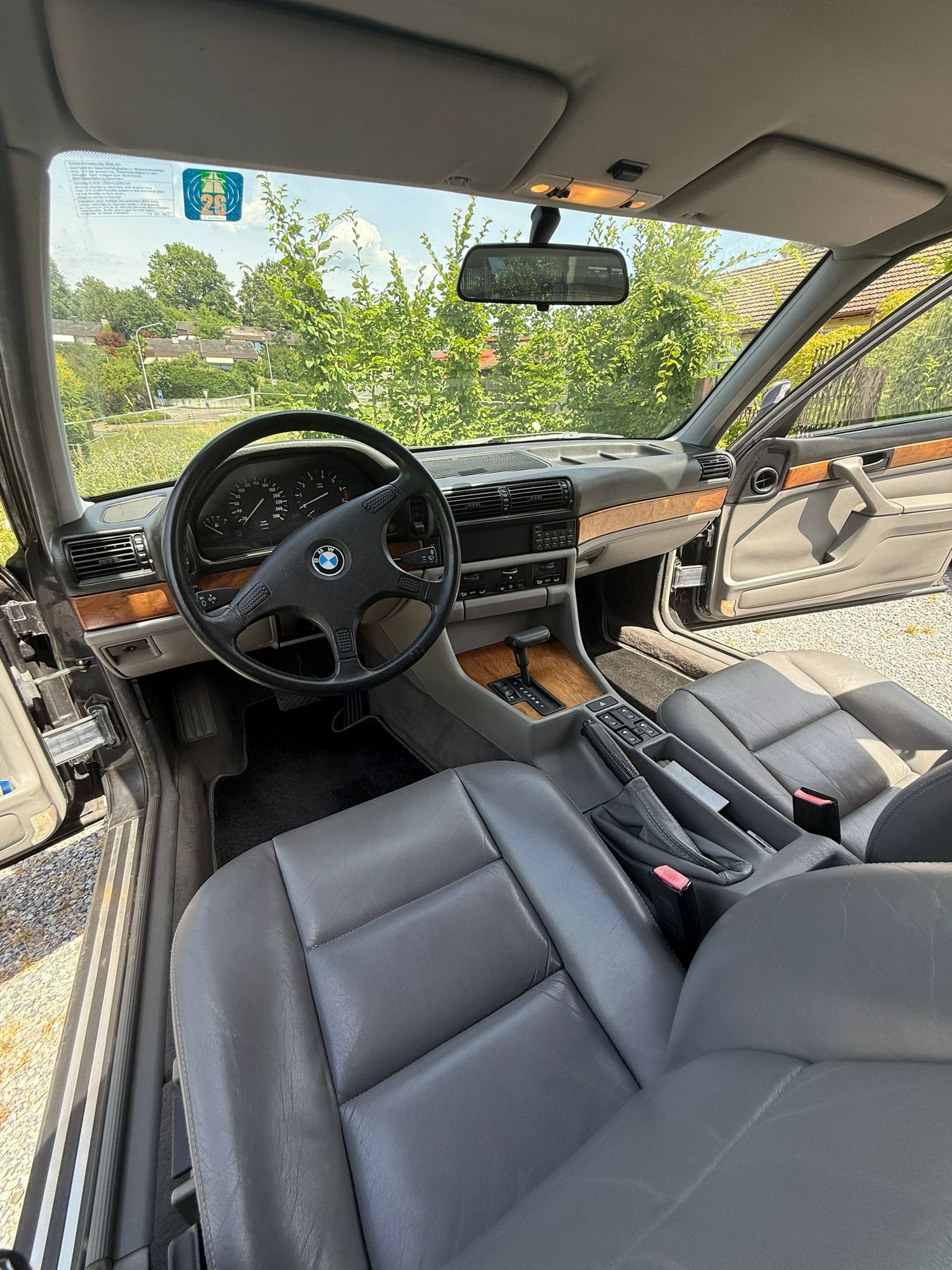 BMW 735i ABS-image-3