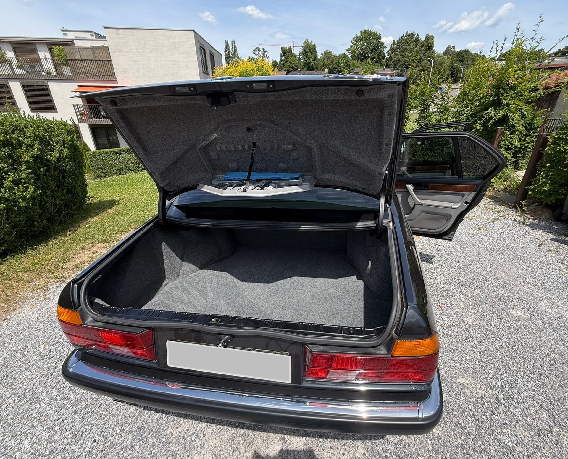 BMW 735i ABS-image-7