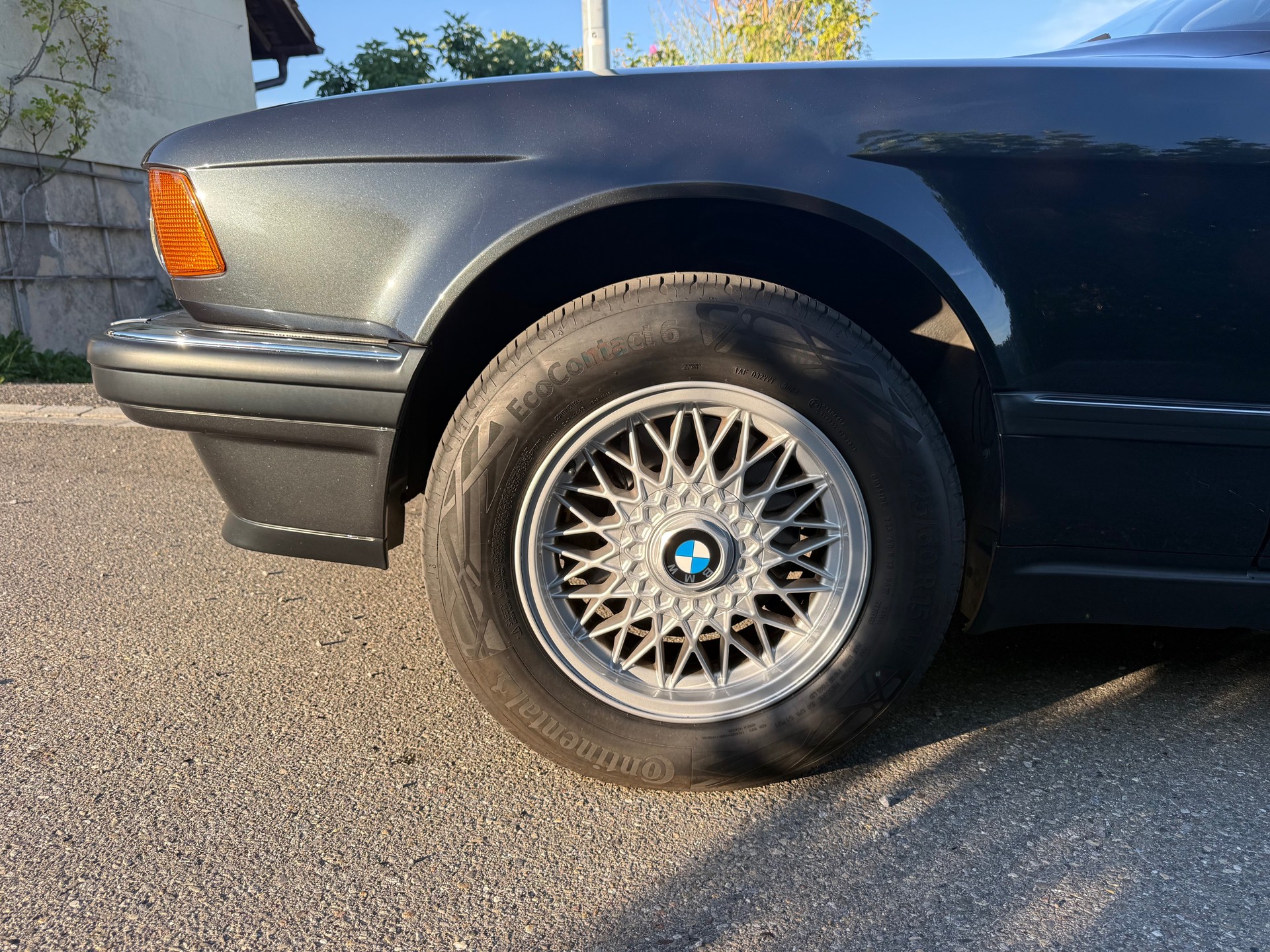 BMW 735i ABS-image-5