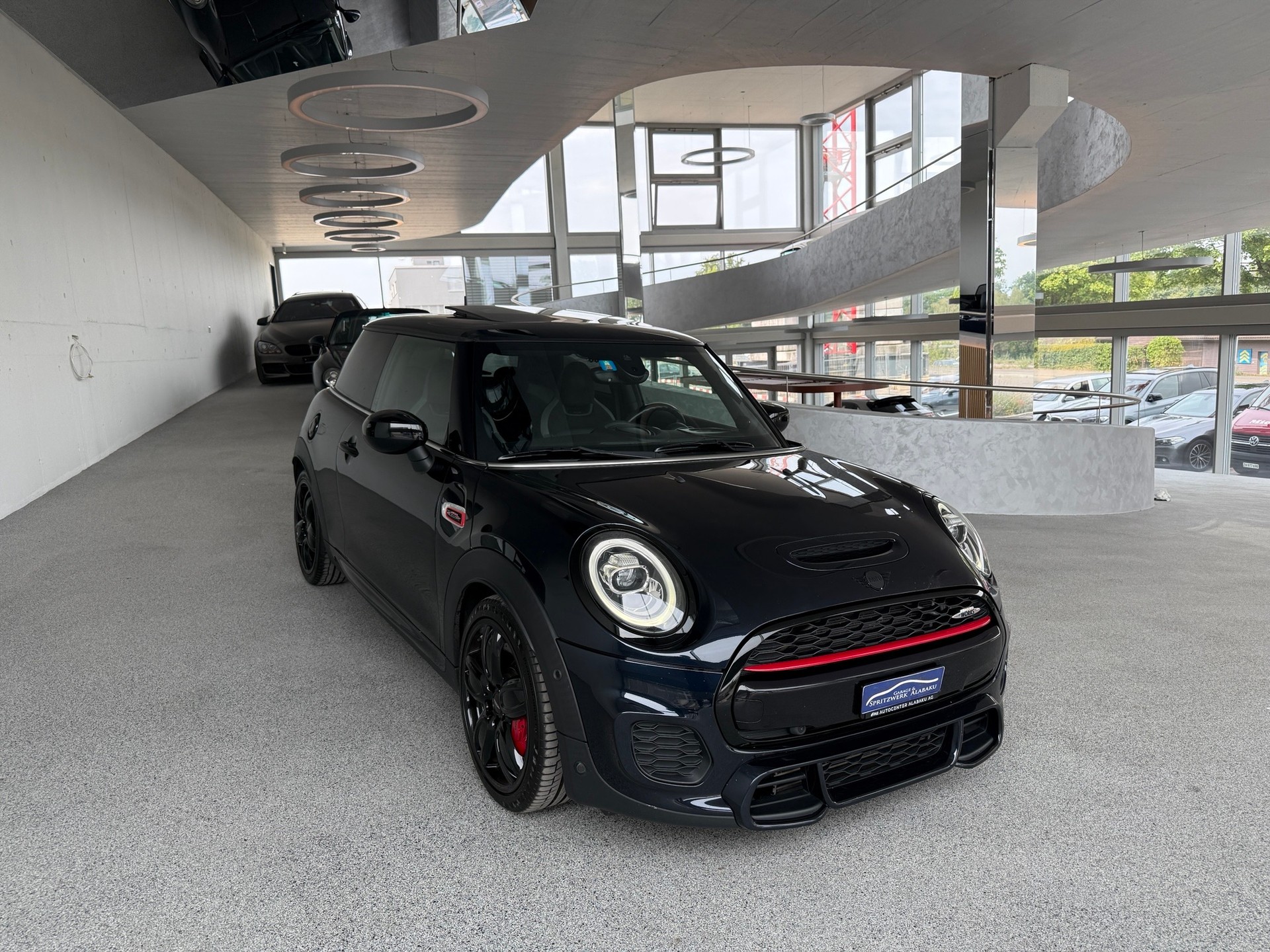 MINI Cooper John Cooper Works Steptronic-image-2