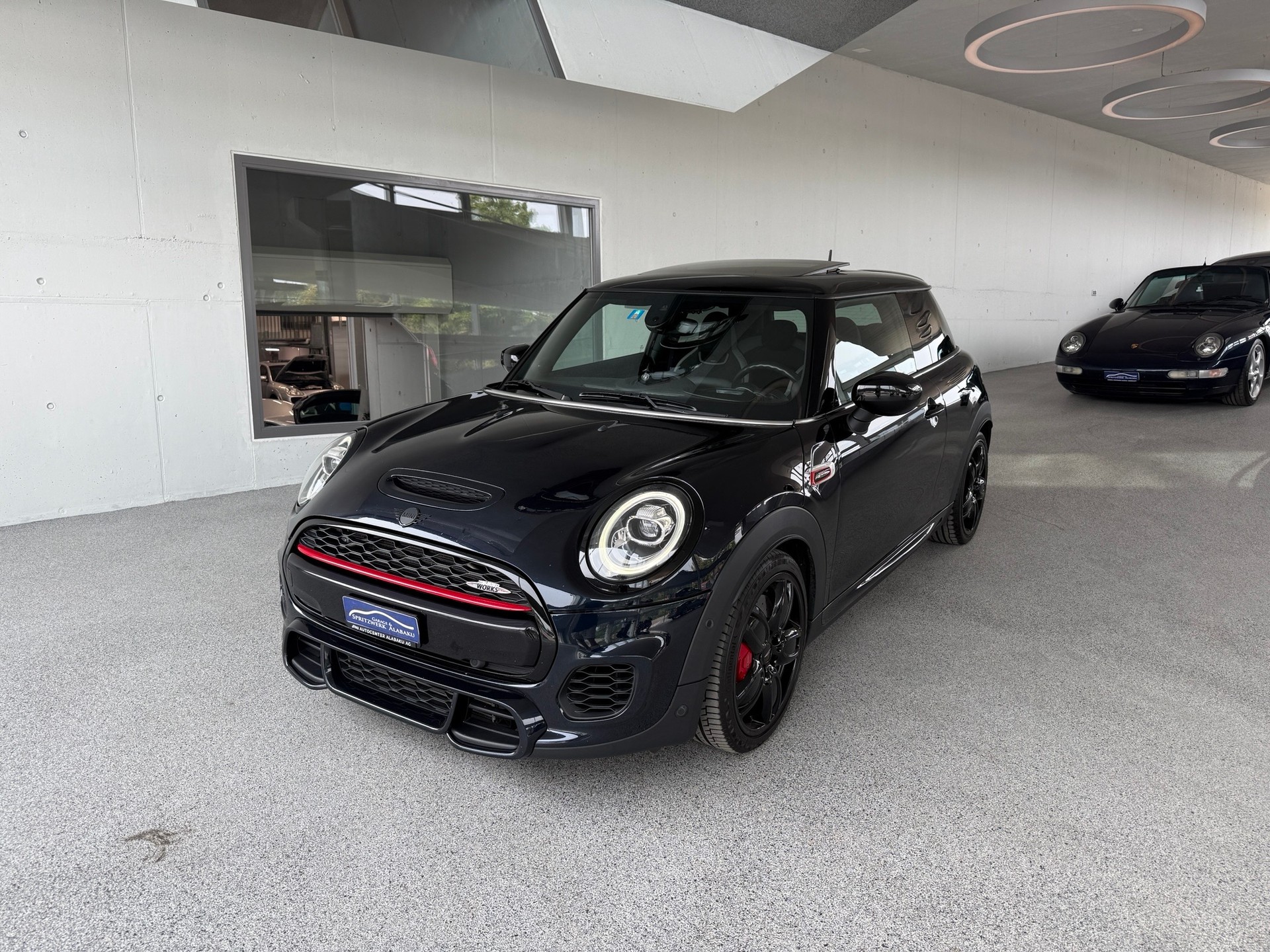 MINI Cooper John Cooper Works Steptronic-image-0