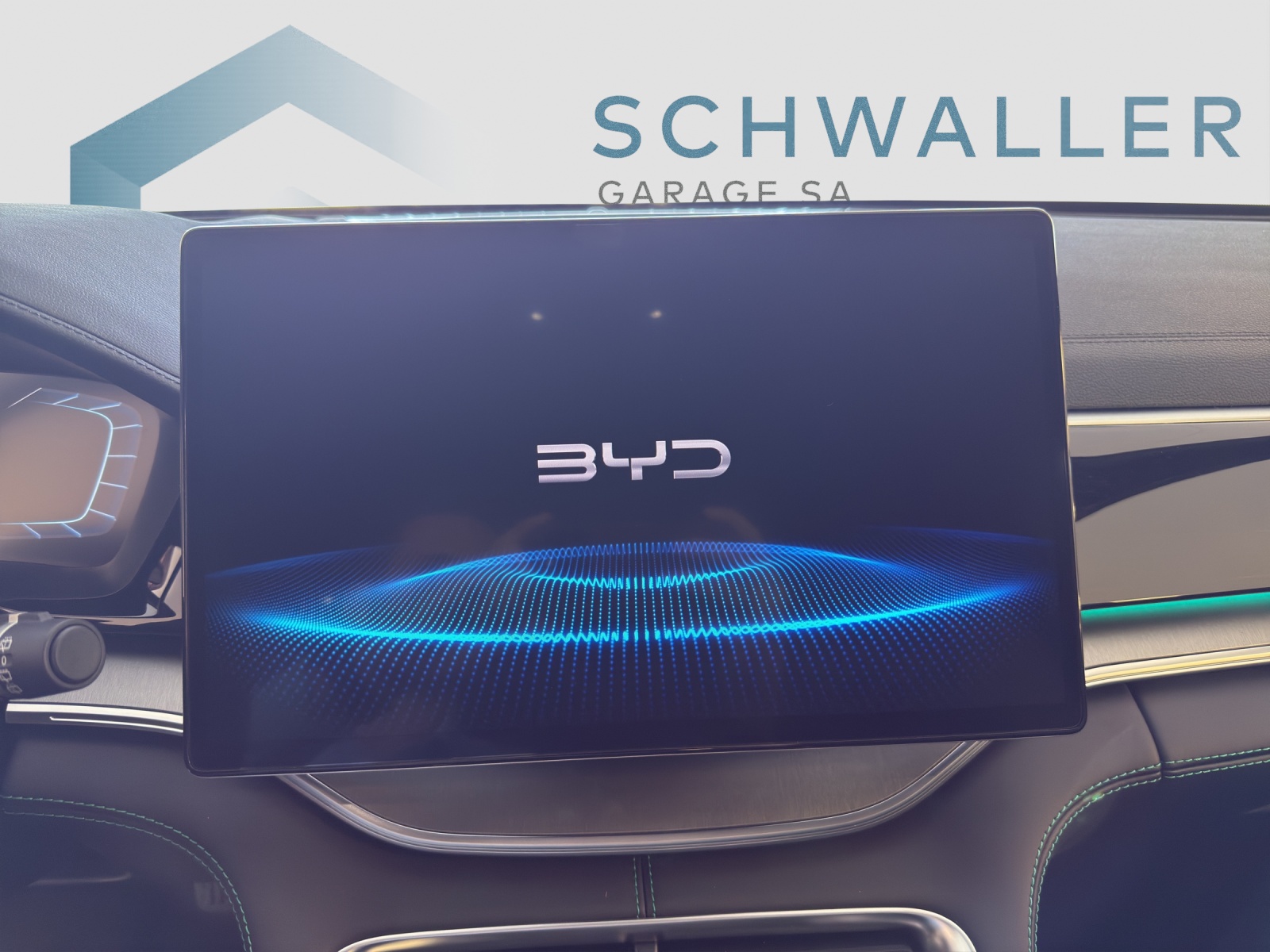 BYD Seal U DM-i Design AWD-image-10
