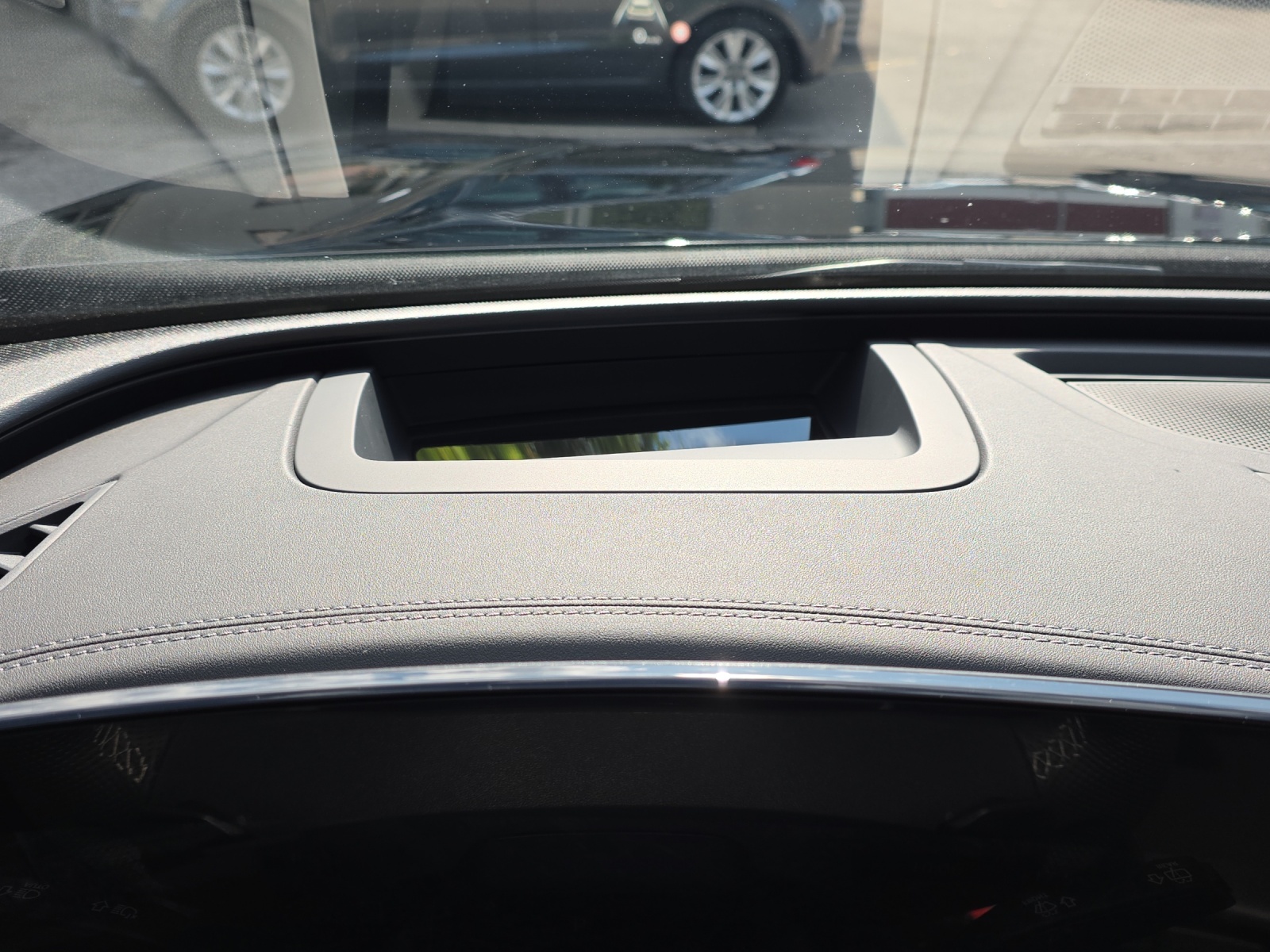 AUDI SQ5 TFSI quattro S-tronic-image-10