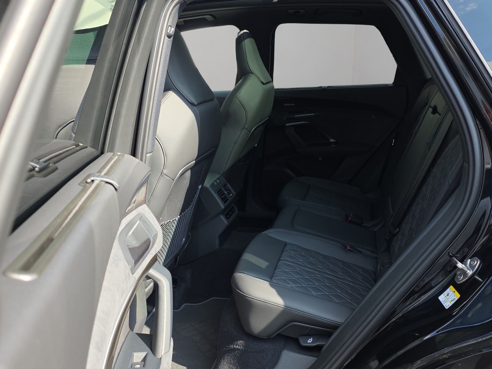 AUDI SQ5 TFSI quattro S-tronic-image-7