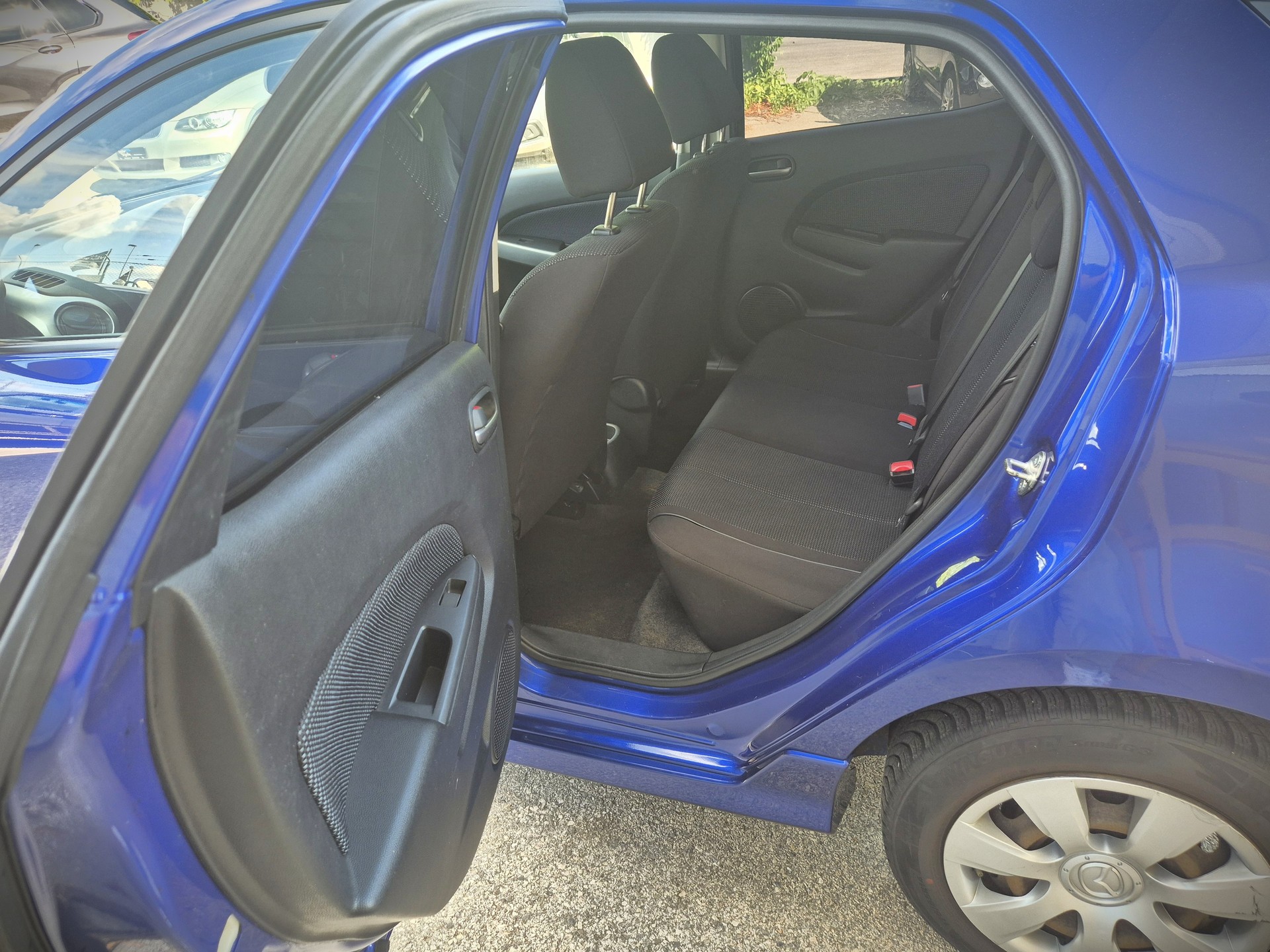 MAZDA 2 1.5i 16V Sport-image-4