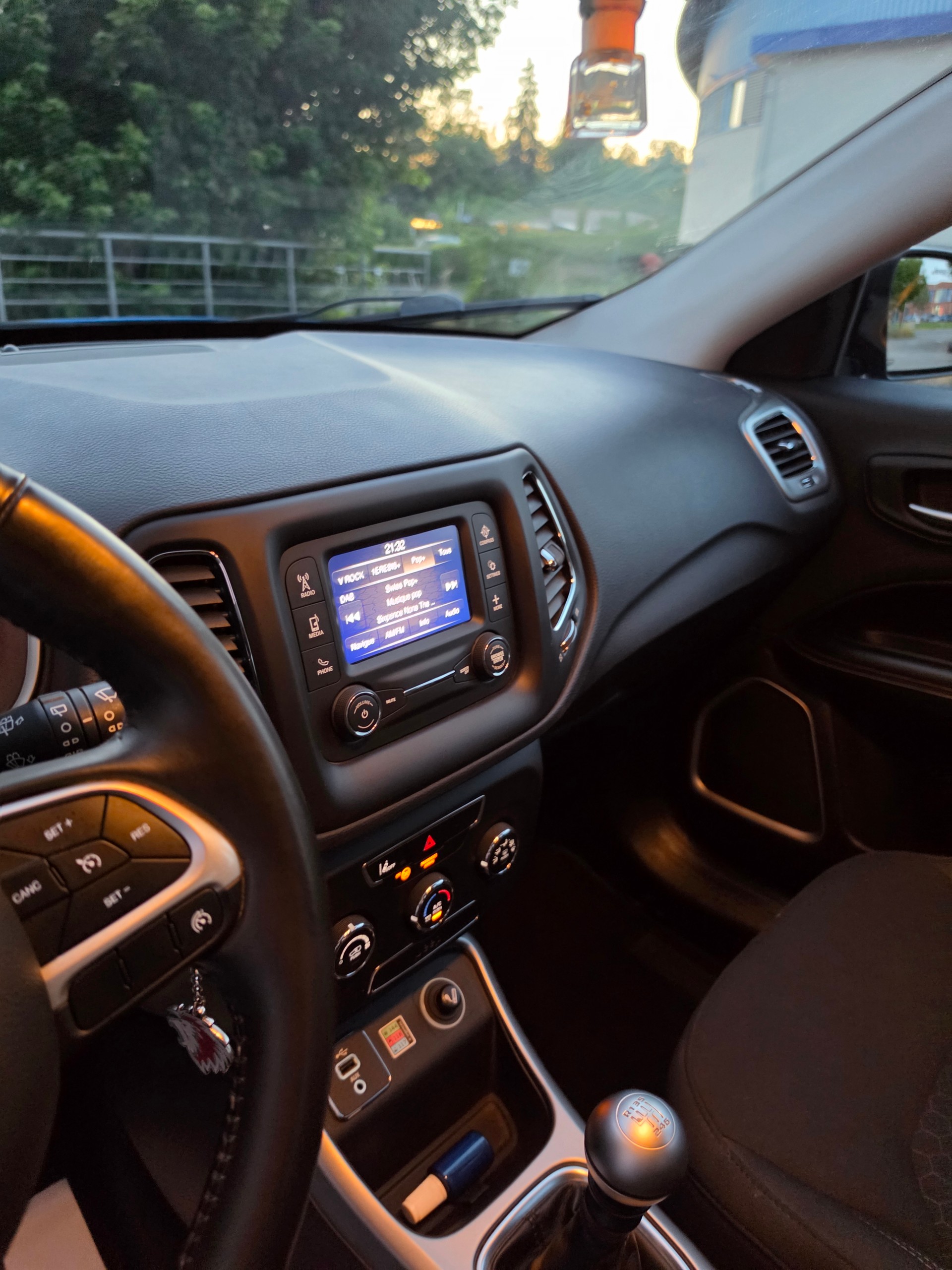 JEEP Compass 1.4 Turbo Longtitude-image-12