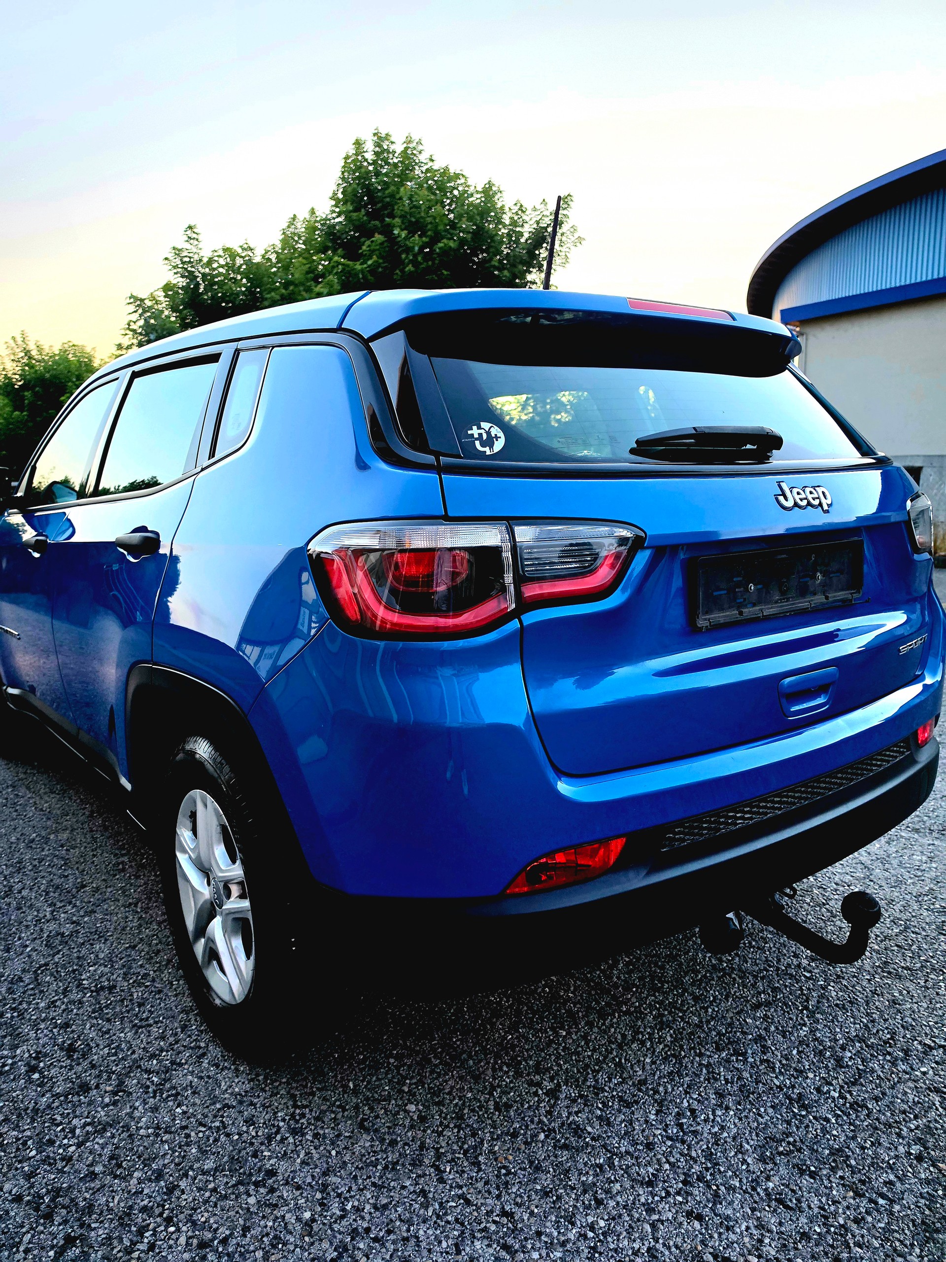 JEEP Compass 1.4 Turbo Longtitude-image-3