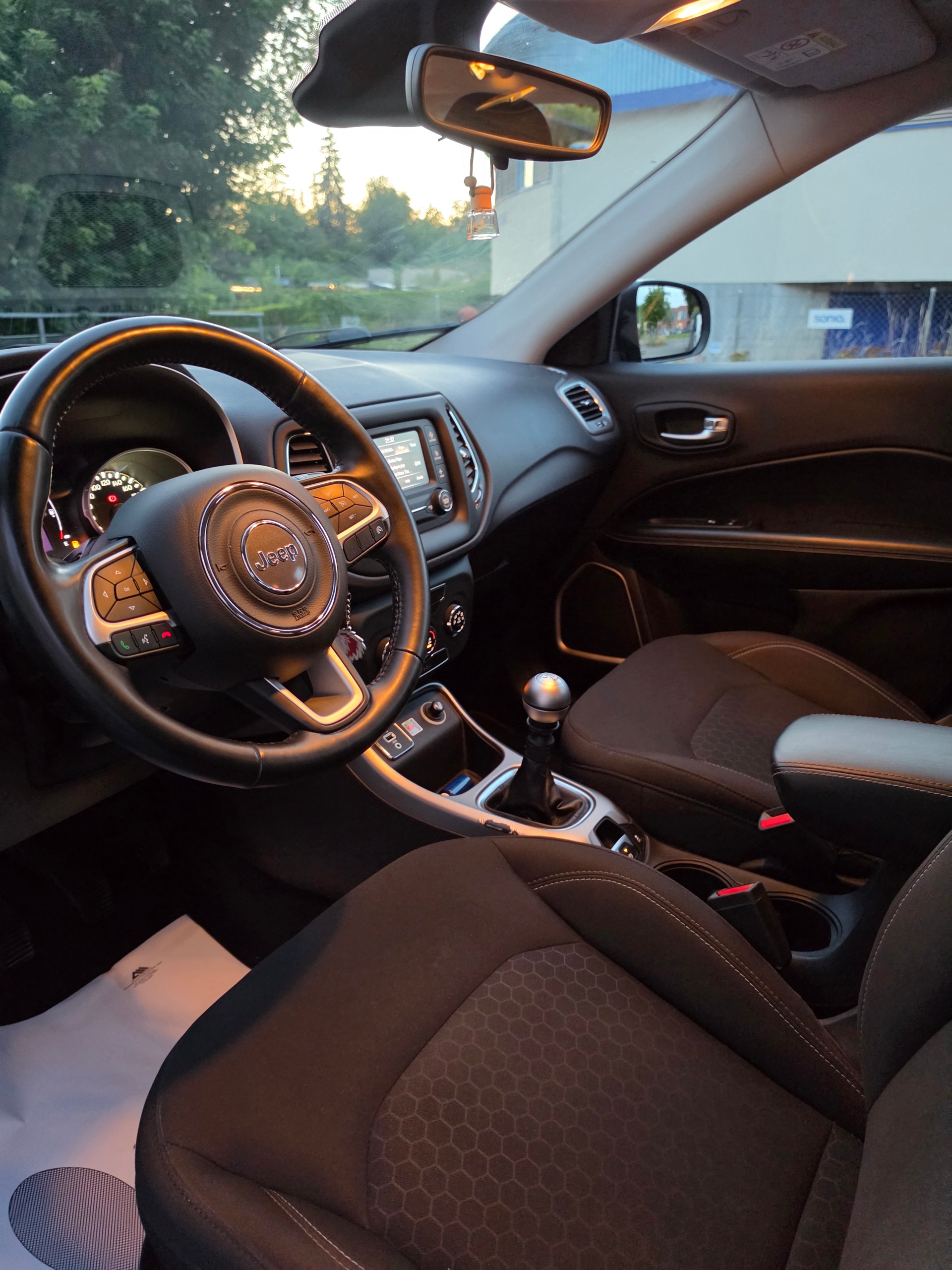 JEEP Compass 1.4 Turbo Longtitude-image-11