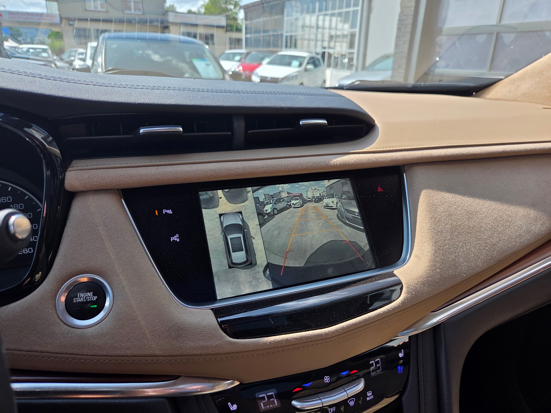 CADILLAC XT5 Crossover 3.6 Luxury Automatic-image-22