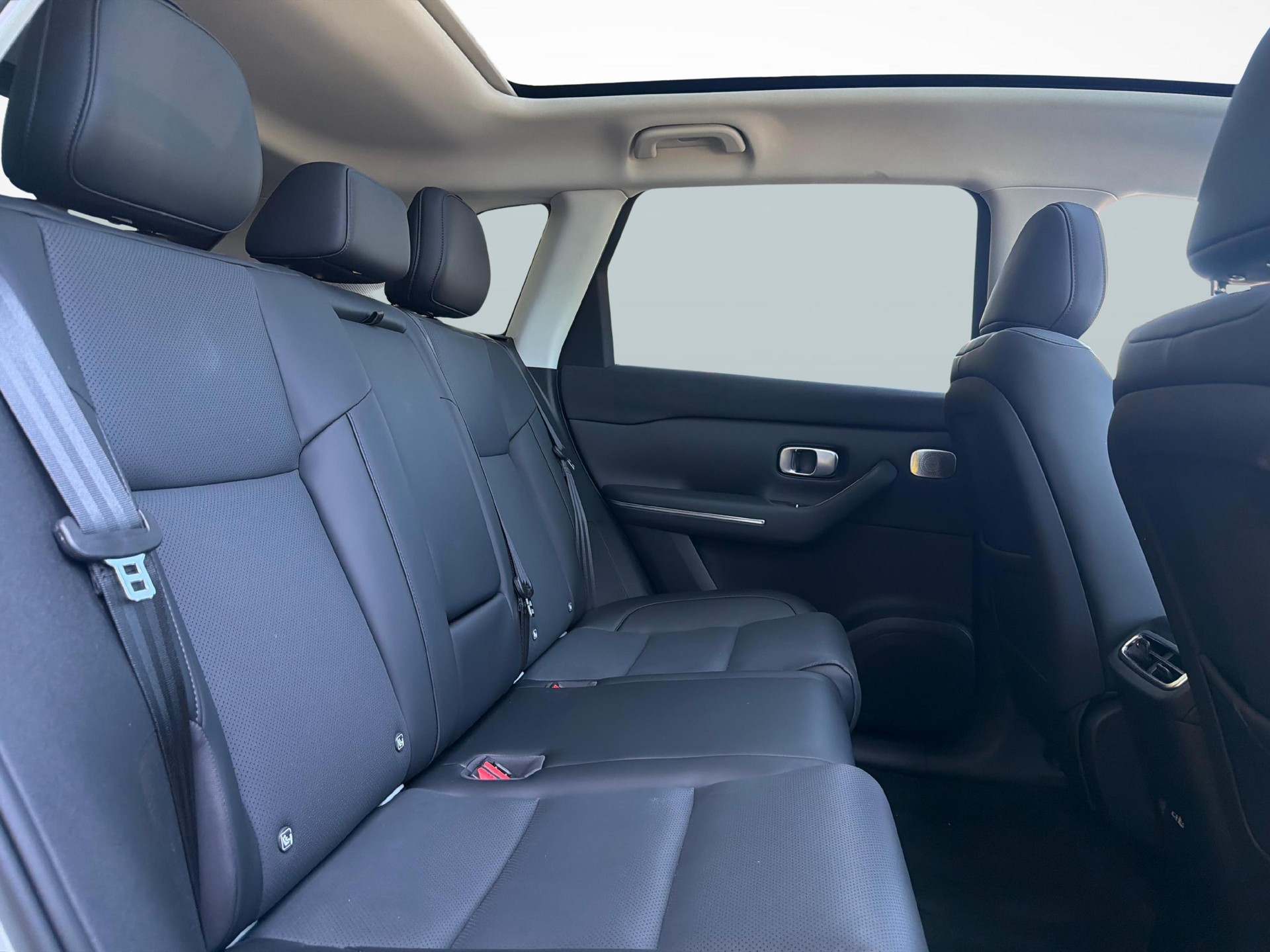 LEAPMOTOR C10 Design AWD-image-10