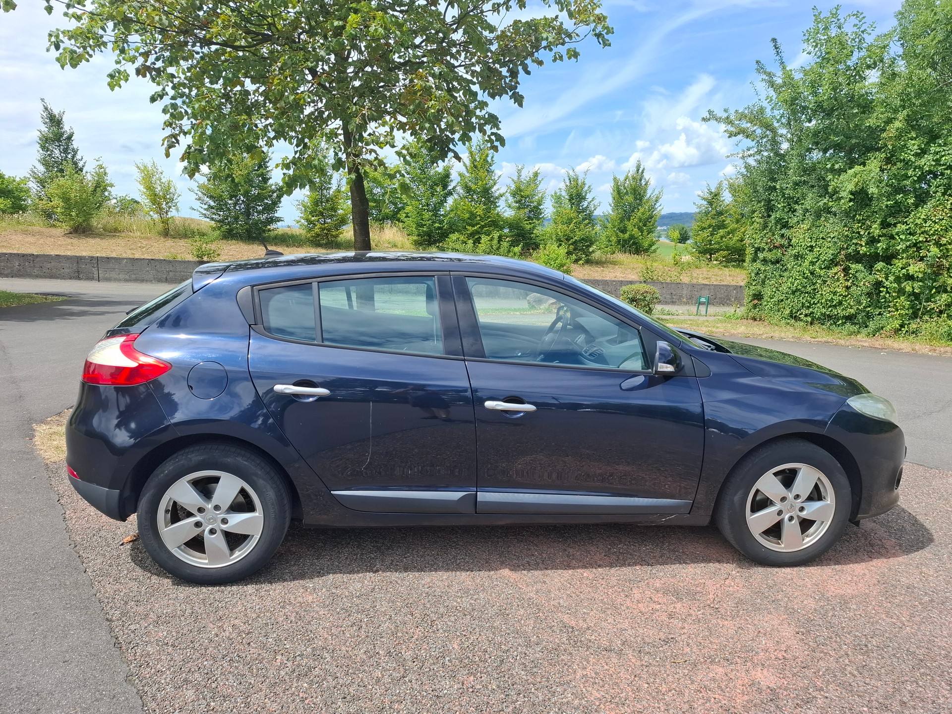 RENAULT Mégane 1.4 16V Turbo Dynamique-image-4