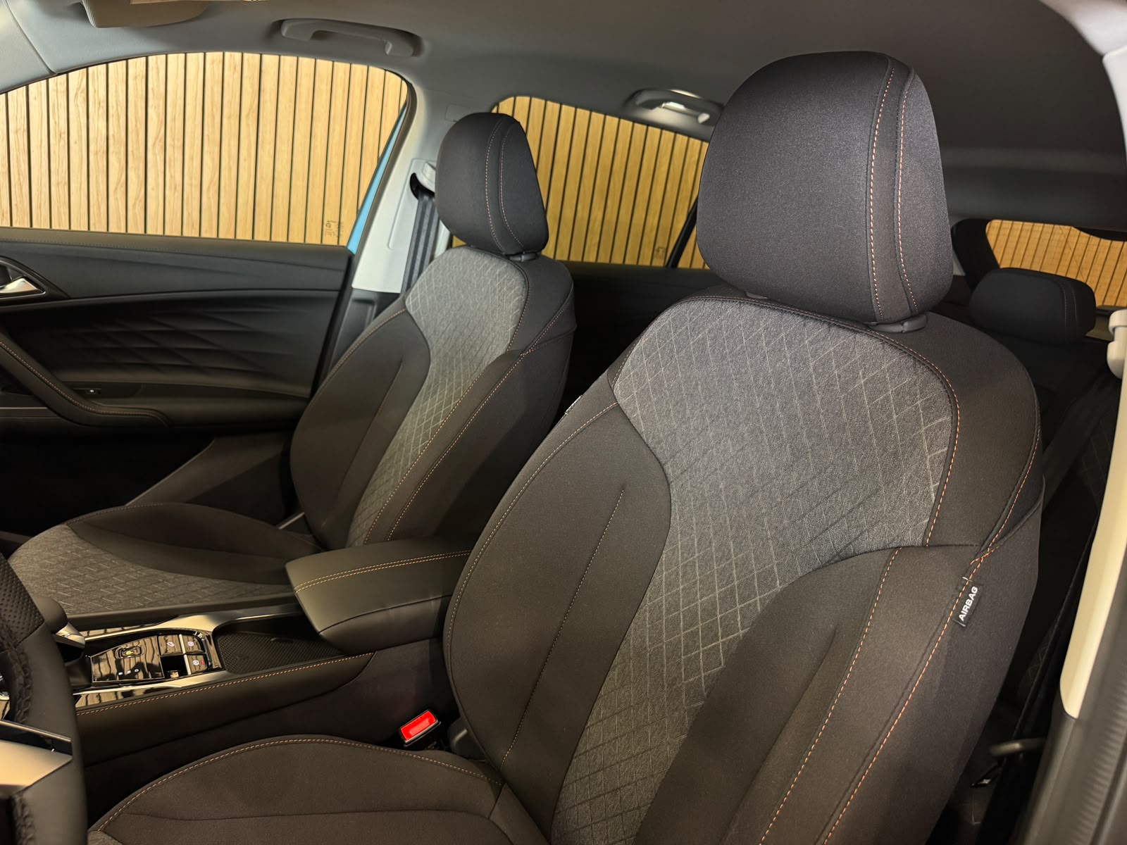 MG HS 1.5 T PHEV Comfort-image-26