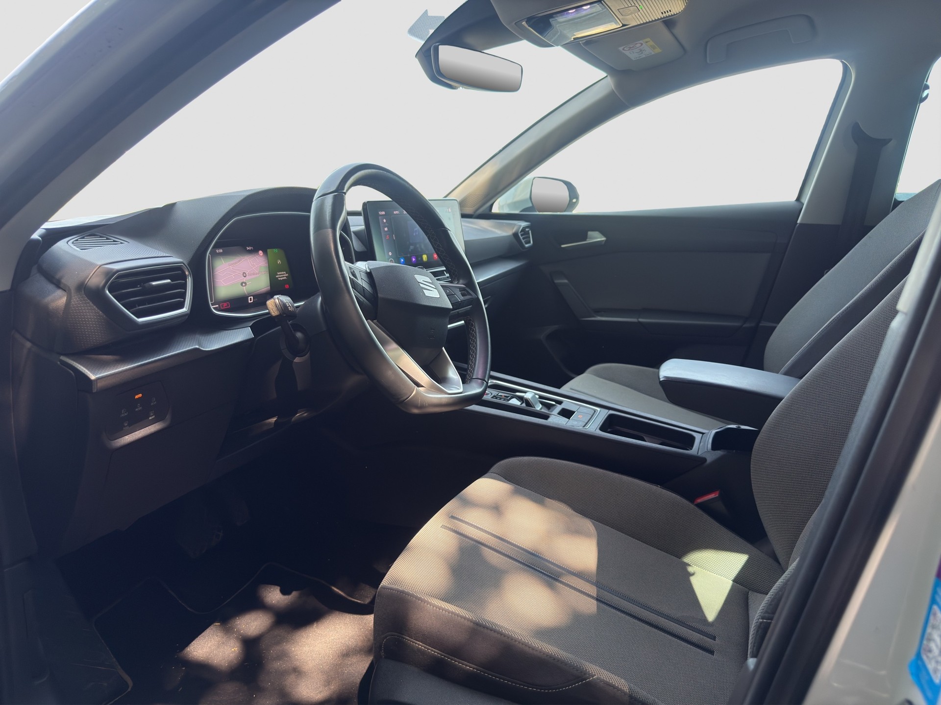 SEAT Leon ST 2.0 TDI EVO DSG Style ** Frisch ab MFK und Service ** CH Auto ** 1. Hand **-image-5