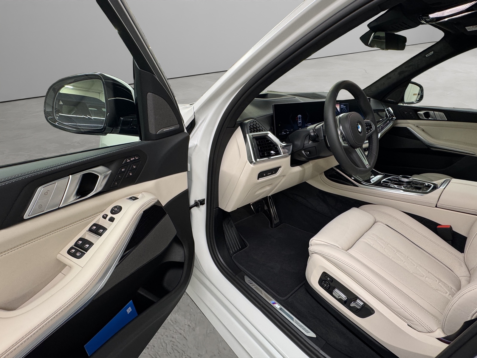 BMW X7 40d xDrive-image-11
