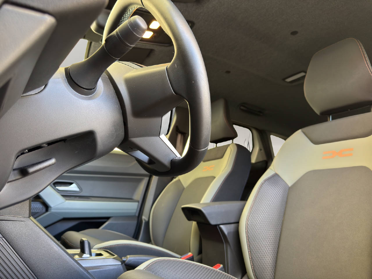 DACIA Duster 1.6 Hybrid Extreme-image-11