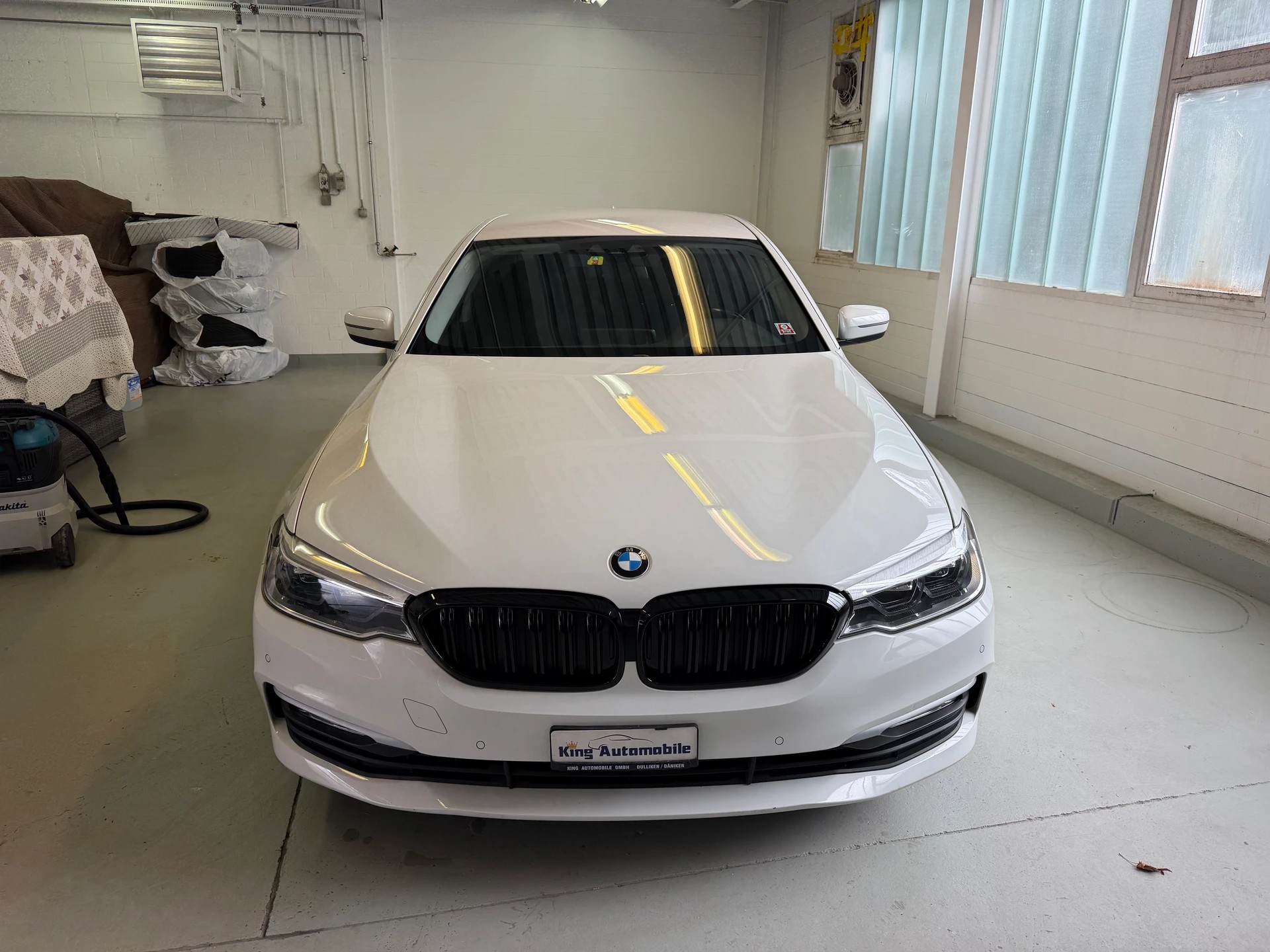 BMW 520d Steptronic | Frisch MFK | Navi | Adaptiv LED | Driving Assistant-image-2
