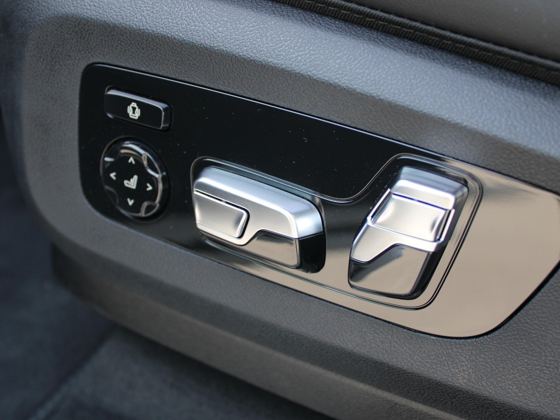 BMW X7 xDrive 40d M Sport Pro-image-21