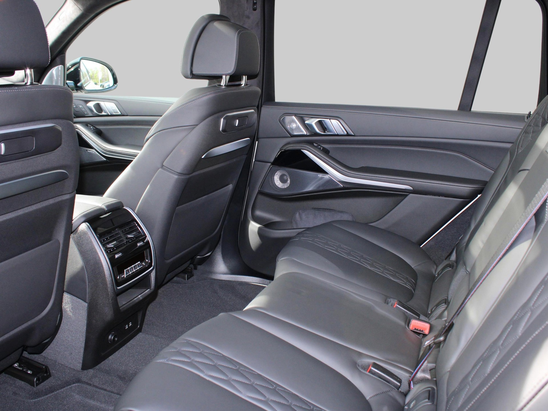 BMW X7 xDrive 40d M Sport Pro-image-14