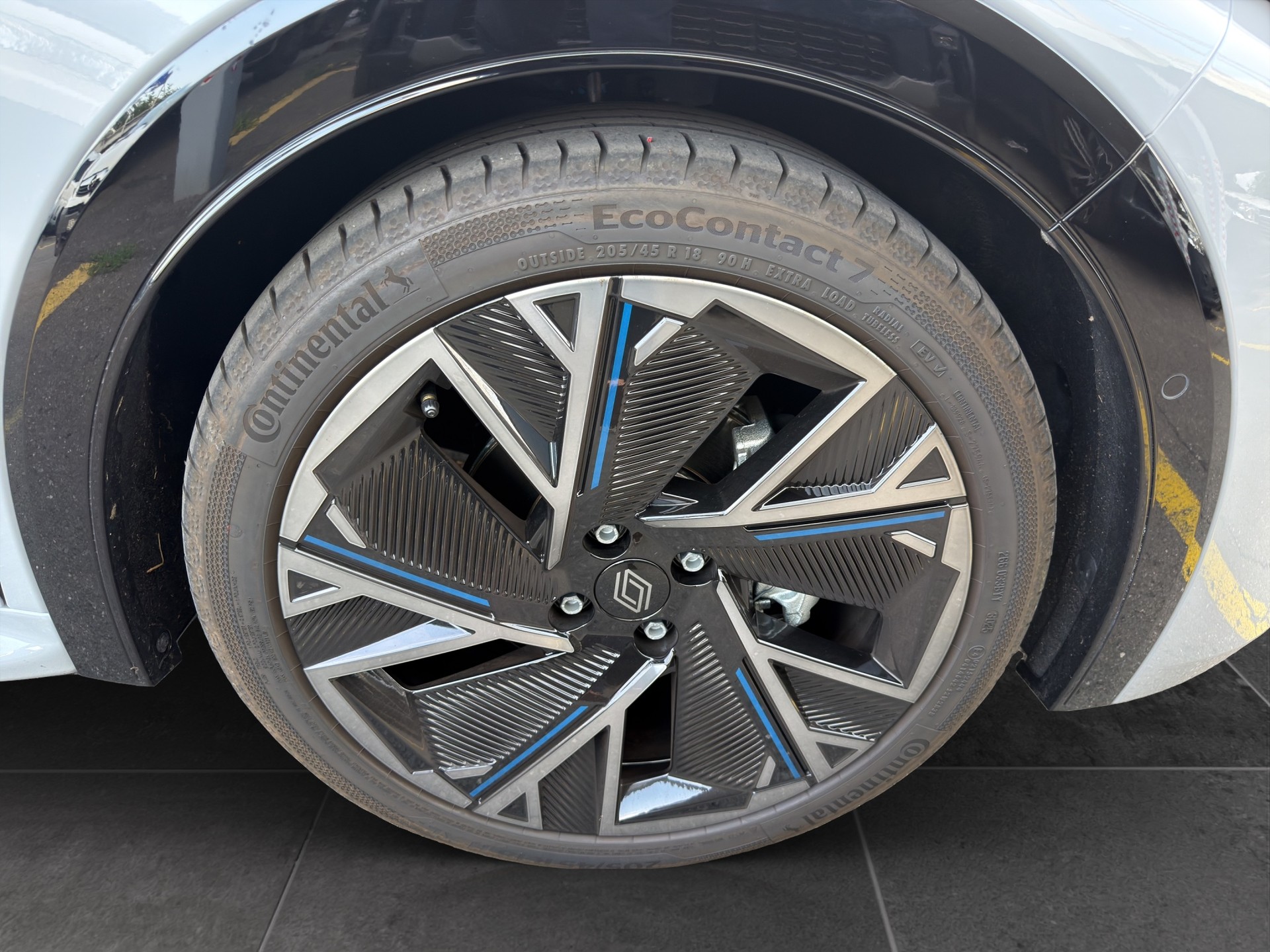 RENAULT Clio 1.8 E-Tech Esprit Alpine-image-11