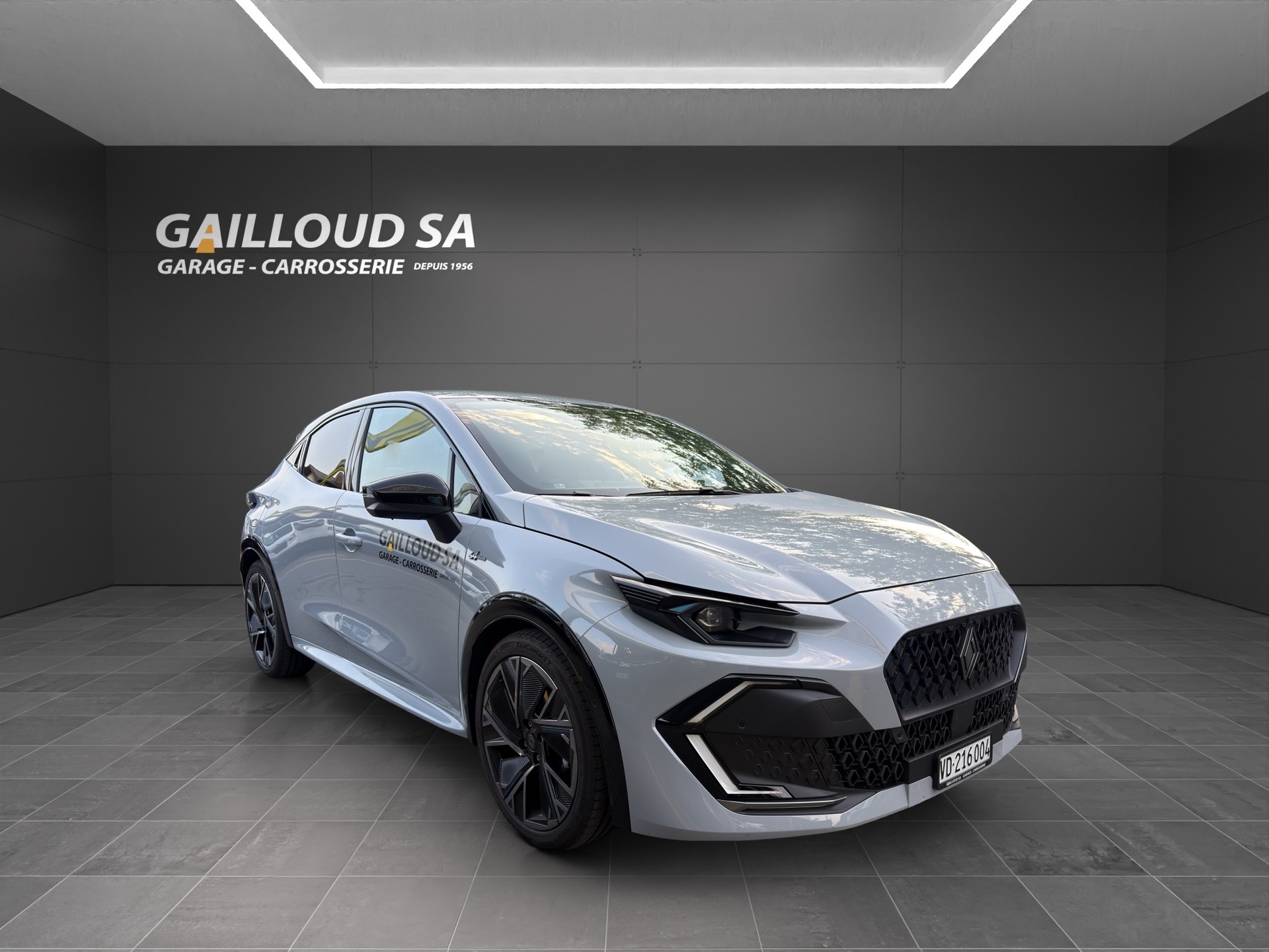 RENAULT Clio 1.8 E-Tech Esprit Alpine-image-1