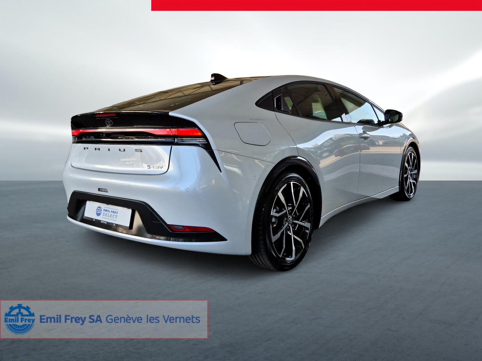 TOYOTA Prius 2.0 Plug-In-Hybrid Premium-image-10