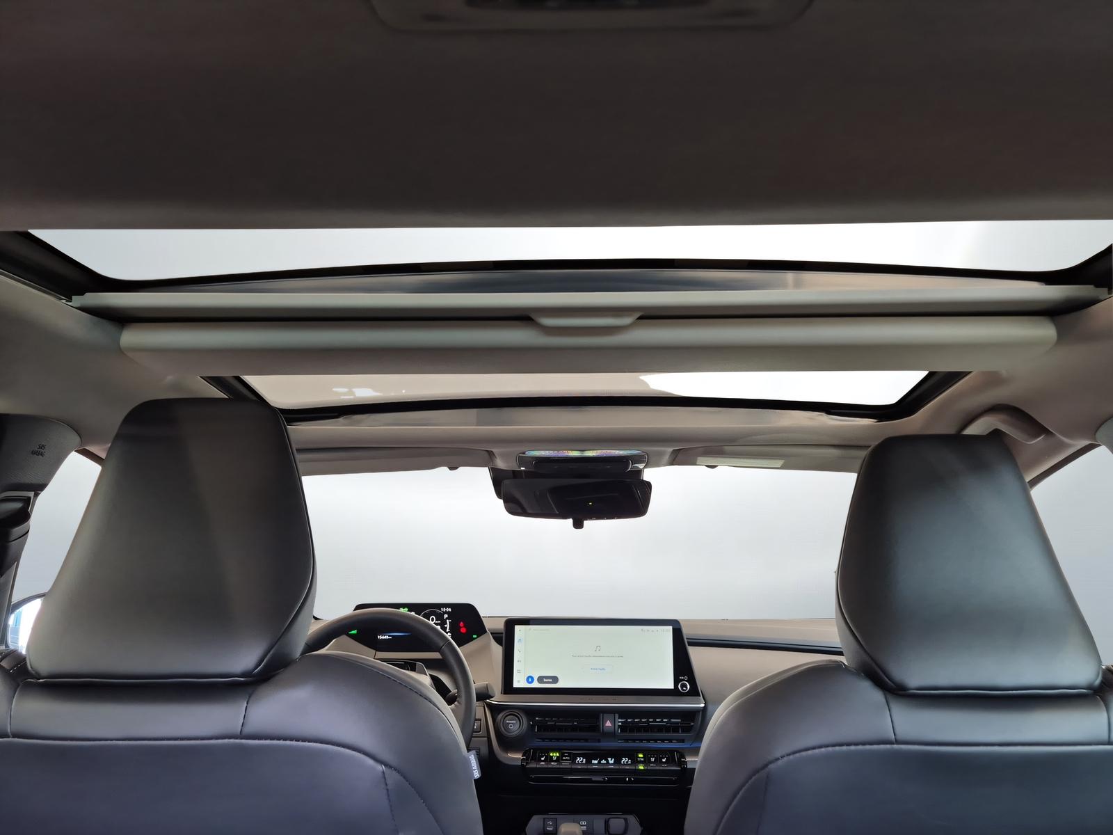 TOYOTA Prius 2.0 Plug-In-Hybrid Premium-image-8