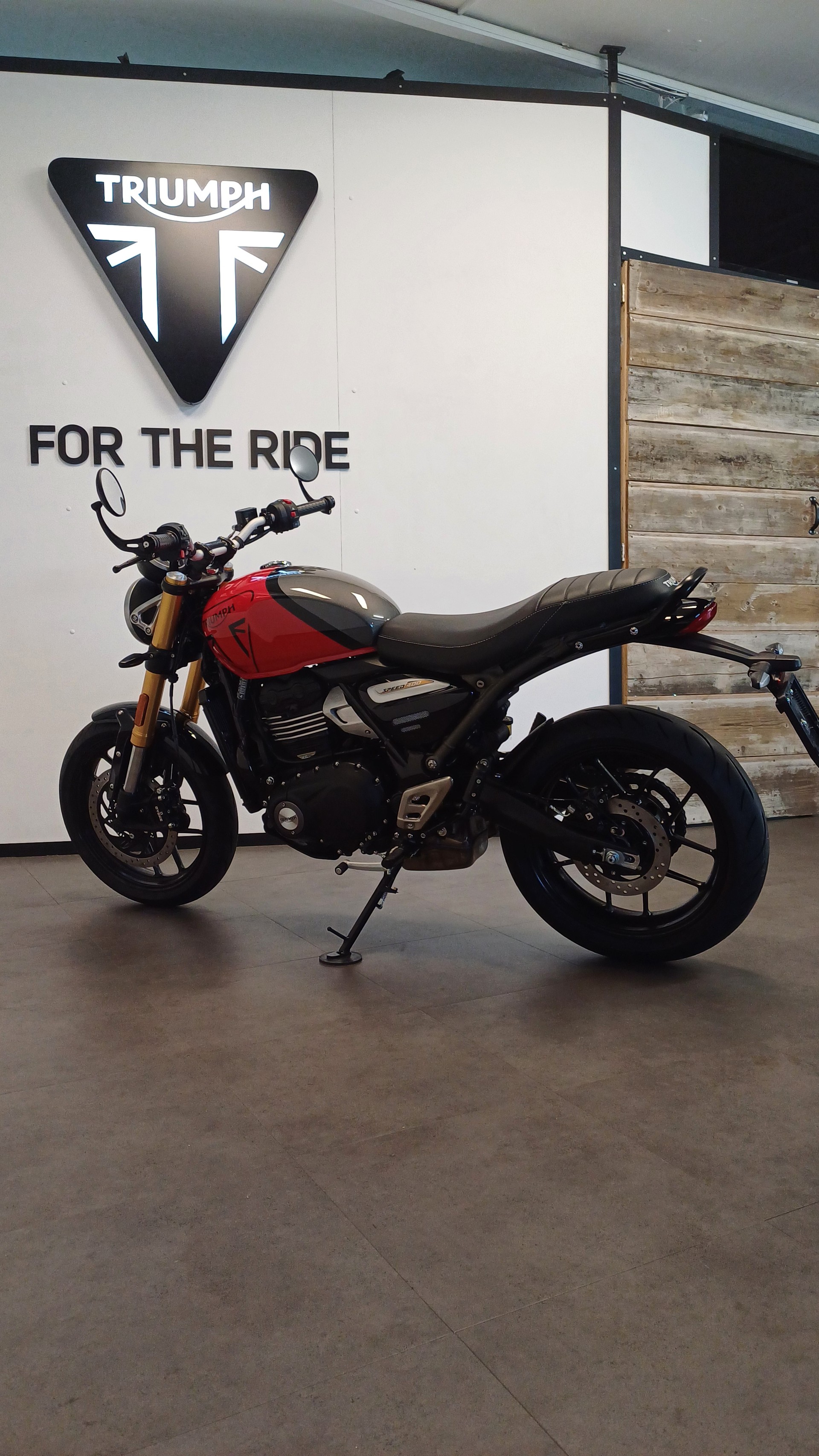 TRIUMPH Speed 400-image-5