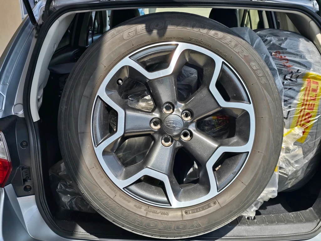SUBARU XV 2.0 Swiss Three AWD-image-8