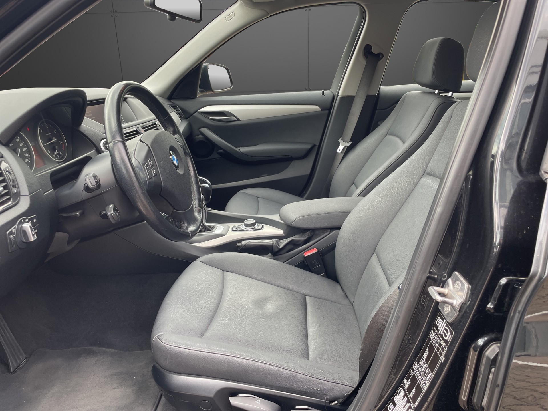 BMW X1 xDrive 20d Steptronic-image-14