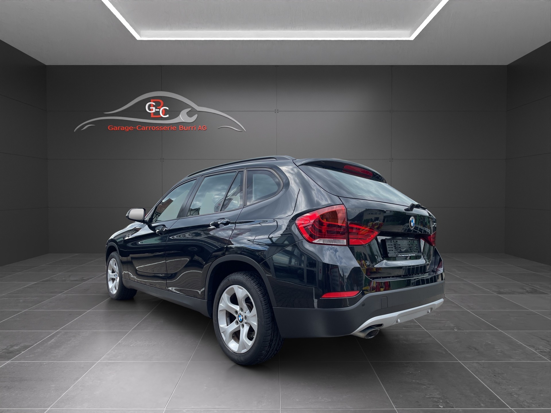 BMW X1 xDrive 20d Steptronic-image-5