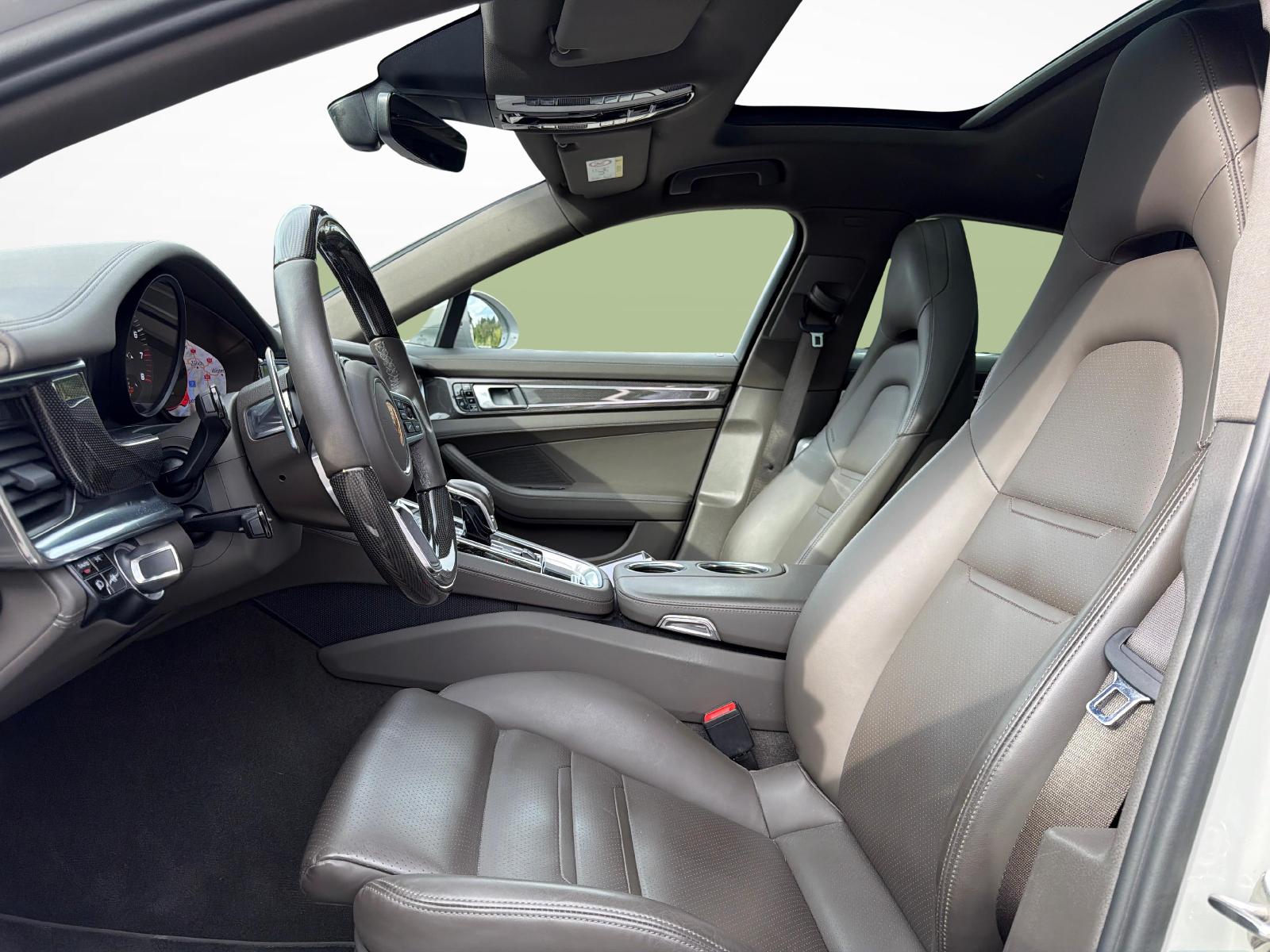 PORSCHE Panamera 2.9 V6 4-image-1