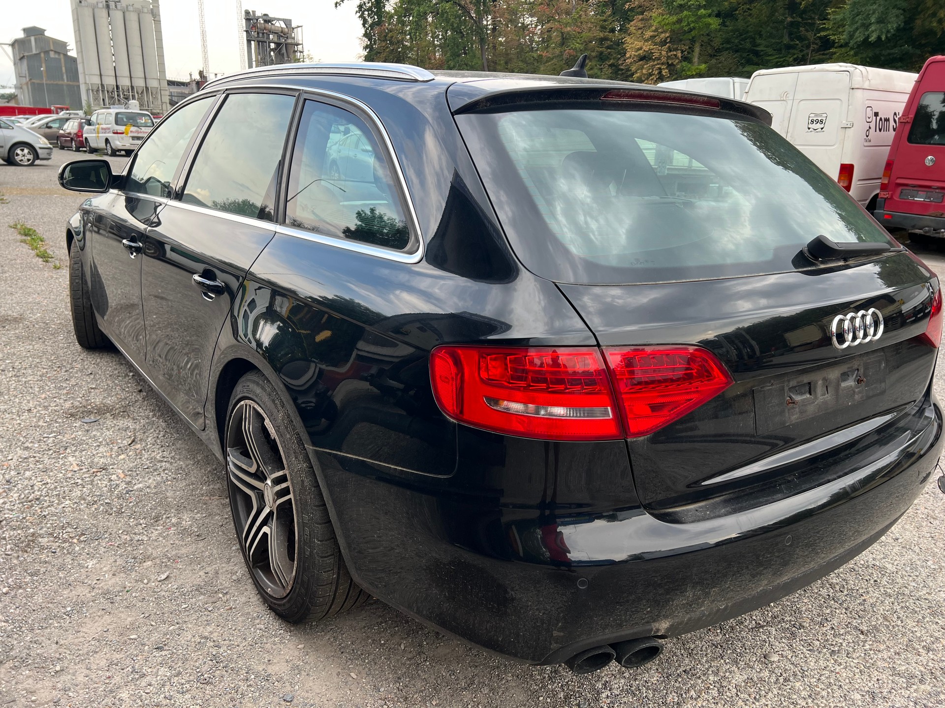 AUDI A4 Avant 1.8 TFSI multitronic-image-3