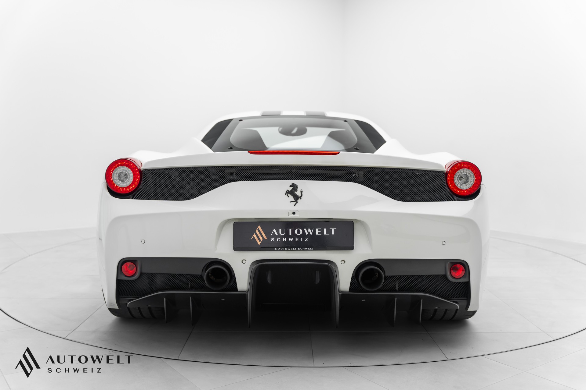 FERRARI 458 Speciale 4.5 V8-showroom-element-1