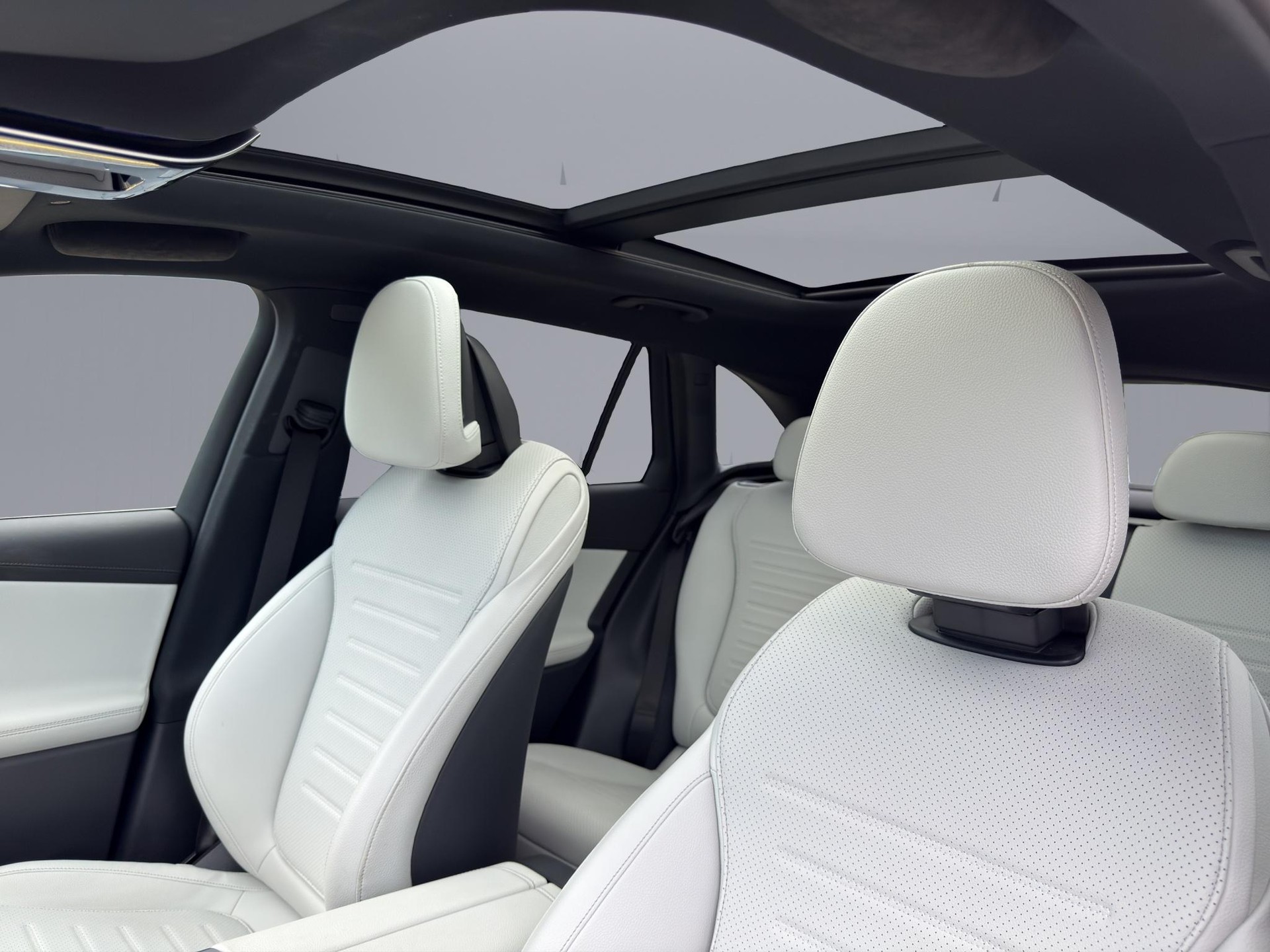 MERCEDES-BENZ GLC 400 e AMG Line 4matic-image-20