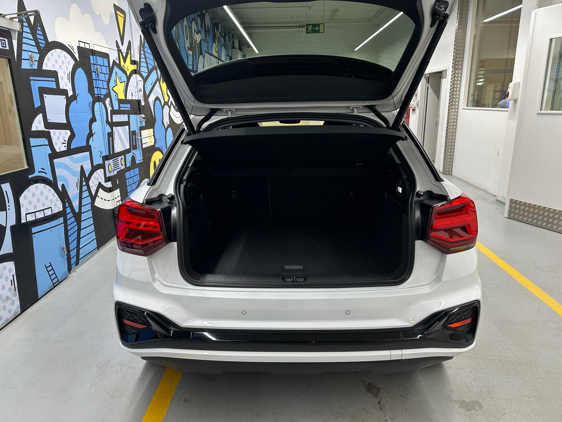 AUDI Q2 35 TFSI S line S-tronic-image-5