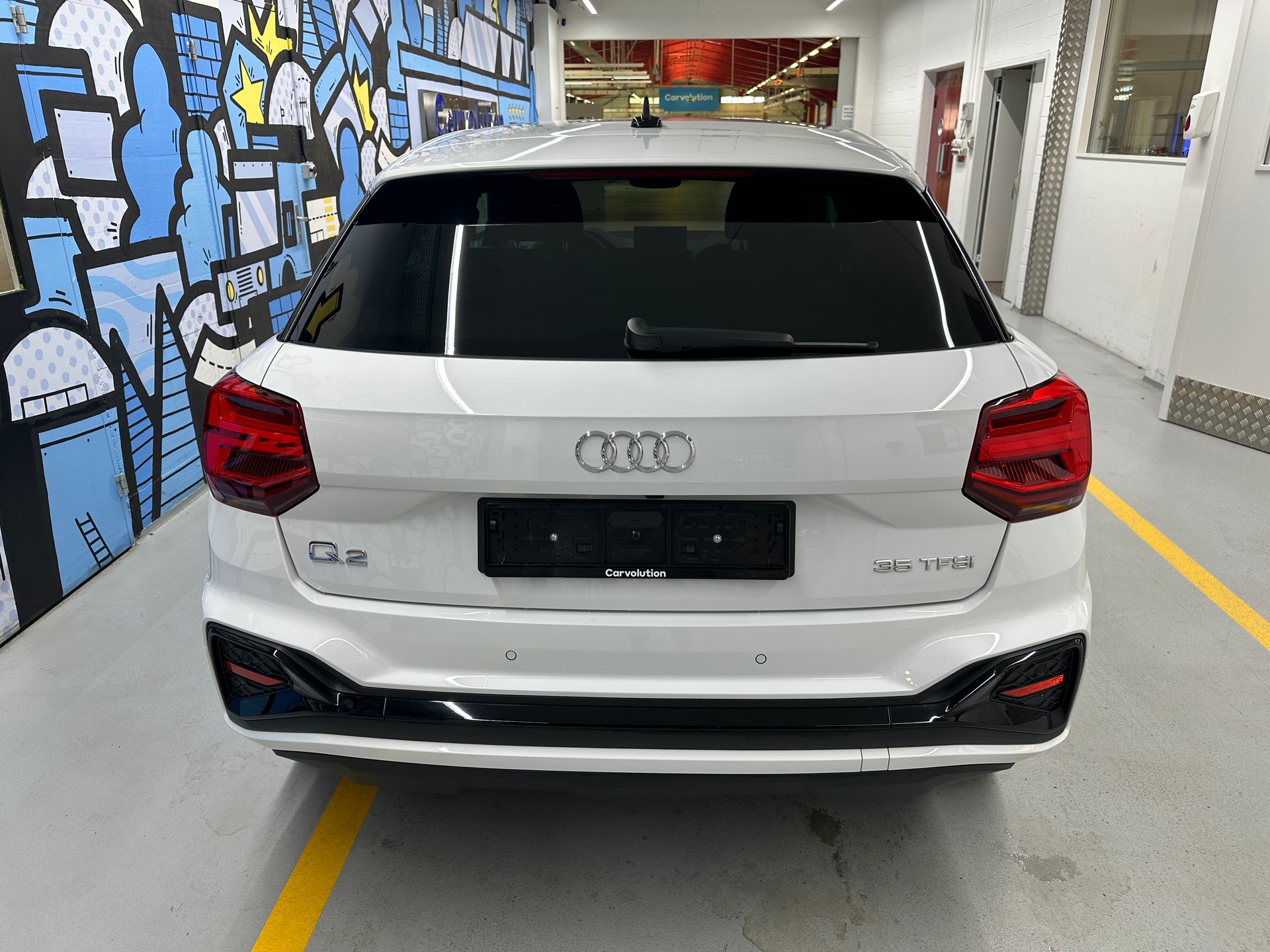 AUDI Q2 35 TFSI S line S-tronic-image-4