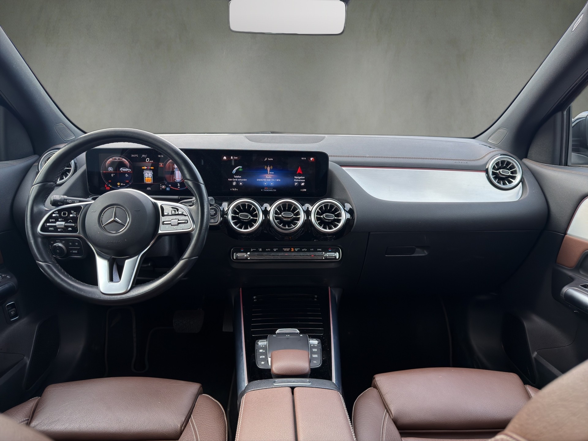 MERCEDES-BENZ GLA 250 4Matic Progressive 8G-DCT-image-9