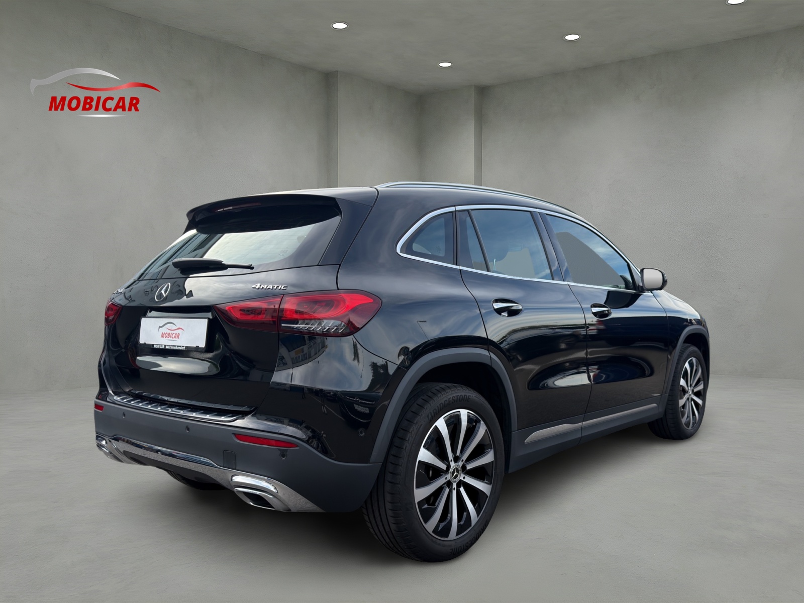 MERCEDES-BENZ GLA 250 4Matic Progressive 8G-DCT-image-4