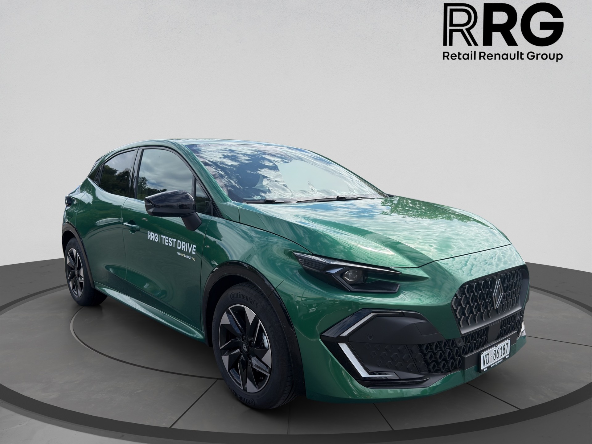 RENAULT Clio 1.8 E-Tech Techno-image-0