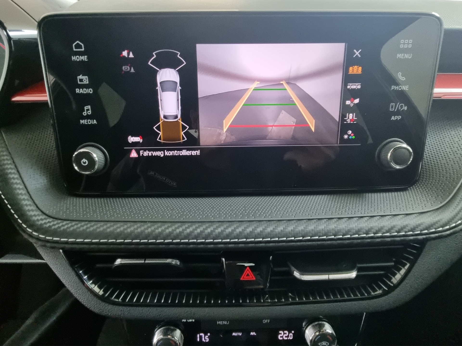 SKODA Fabia 1.5 TSI Monte Carlo DSG *5 Jahre Garantie*-image-13